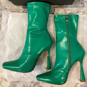 Azalea wang green stiletto flare booties